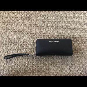 Michael Kors wallet - large